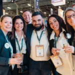 Membres de l'équipe de Primo Conciergerie au salon de la franchise