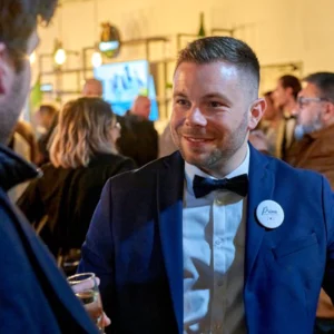 Photos de la soirée Partenaires au stade de l'Uson à Nevers organisée par Primo Conciergerie. Mathieu Morel, ancien Responsable Communication & développement de franchises, un des fondateurs de Primo Conciergerie
