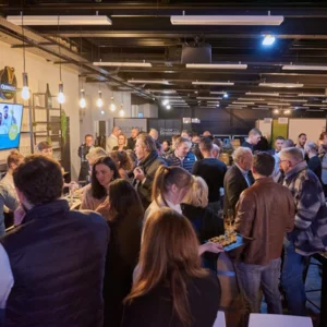 Photos de la soirée Partenaires au stade de l'Uson à Nevers organisée par Primo Conciergerie - vue sur le public