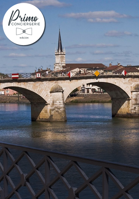 Pont Saint-Laurent traversant la Saône à Mâcon.